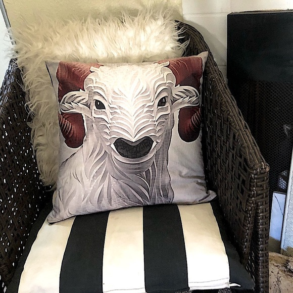 New handmade designer silk front geometric ram throw pillow cove down insert - Picture 3 of 8